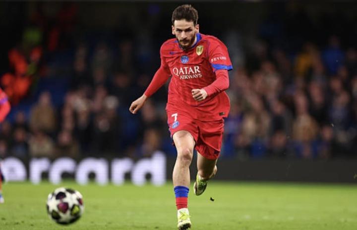  格鲁吉亚天才闪耀欧冠；克瓦拉茨赫利亚效率惊人数据背后故事；巴黎圣日耳曼进攻核心崛起之路。 体育新闻