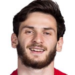  格鲁吉亚天才闪耀欧冠；克瓦拉茨赫利亚效率惊人数据背后故事；巴黎圣日耳曼进攻核心崛起之路。 体育新闻