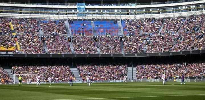  巴塞罗那俱乐部强化安保；季票确认流程全面升级；门票实名制严格执行。 体育新闻