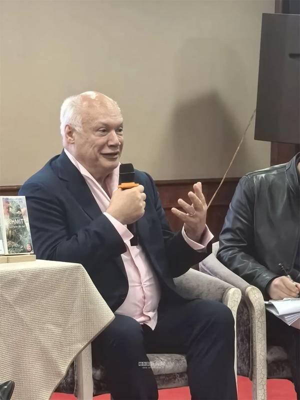  跨文化文学交流趋势：法国文学巨擘与中国读者的思想共鸣 文化旅游