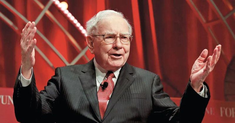  当97岁的李嘉诚和95岁的巴菲特同时选择离场：顶级投资人的直觉在告诉我们什么 股票财经