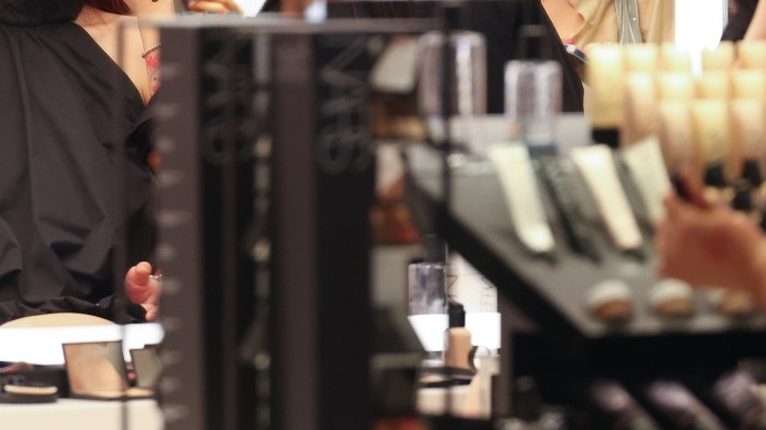  【能源博弈】欧洲天然气困局：三年新高价格背后的结构性危机与供应链重构逻辑 股票财经 【能源博弈】欧洲天然气困局：三年新高价格背后的结构性危机与供应链重构逻辑 股票财经