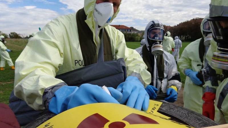  【能源博弈】欧洲天然气困局：三年新高价格背后的结构性危机与供应链重构逻辑 股票财经 【能源博弈】欧洲天然气困局：三年新高价格背后的结构性危机与供应链重构逻辑 股票财经