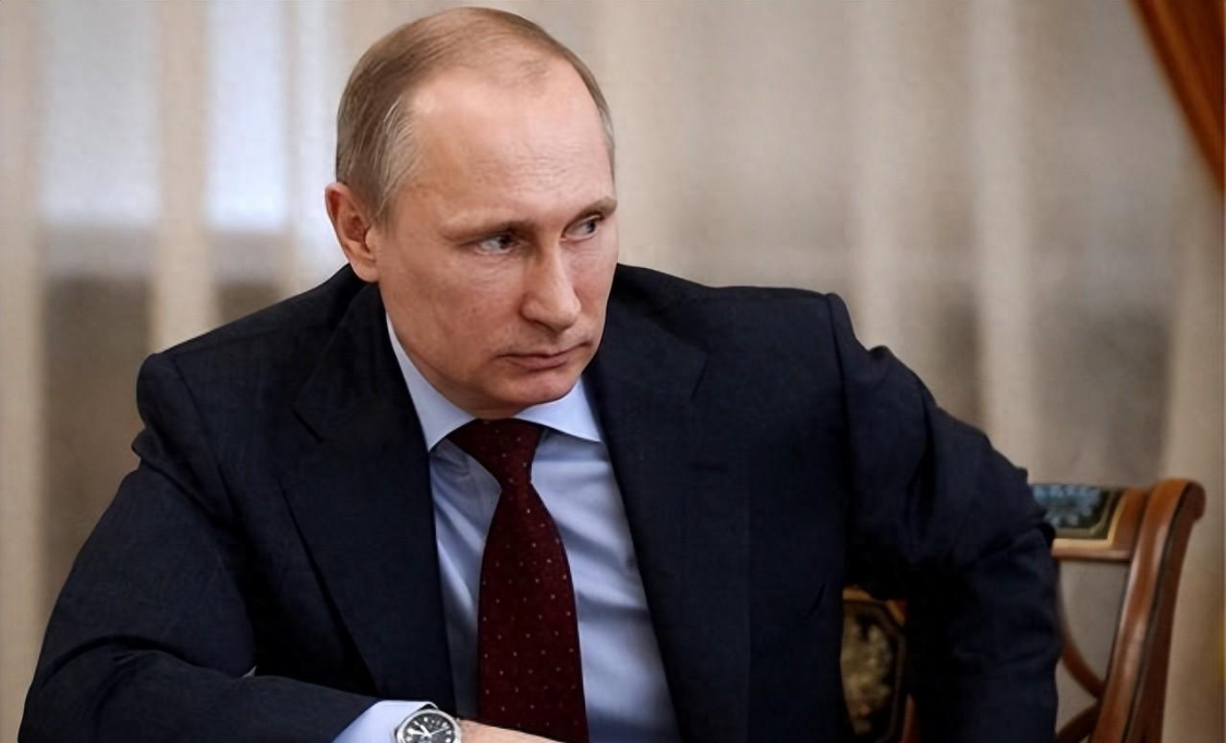  【深度解密】俄军中将坠机事件全链条复盘：从安-26事故到指挥体系震荡 新闻