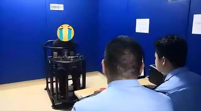  当"完美恋人"撕下面具：你以为的真爱，可能是精心设计的陷阱 情感心理