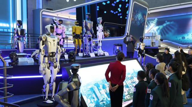  铁路投资九千亿背后的技术跃迁：数据拆解与产业链重构 股票财经